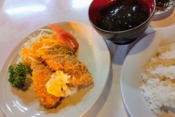 土曜午後ランチ...