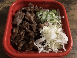 カルビ丼を肉増...