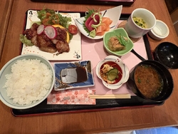 この前はランチ...