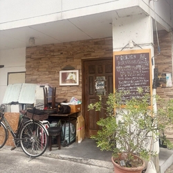 釜川沿いにあり...