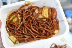 お昼ごはんを買...