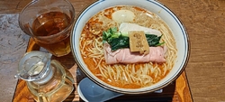 どなたかが紹介...