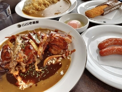 お昼にポークカ...