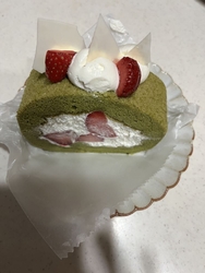 ロールケーキと...