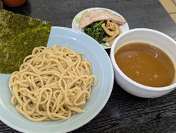 久しぶりに家系...