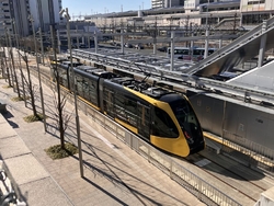 からせんで烏山...