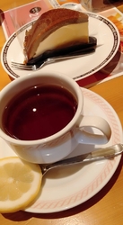 お茶の時間に伺...