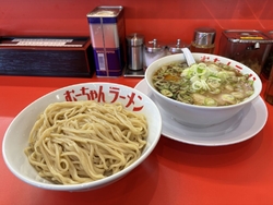 お昼は、少し遅...