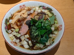 夜の遅い時間に...