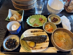 ここのお膳は、...