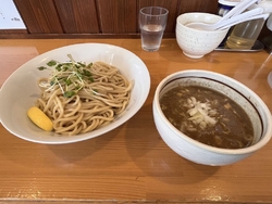 昼から雨予報だ...