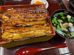 家族の食事会で...
