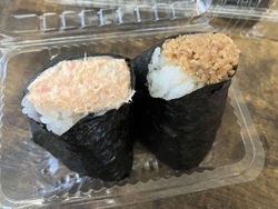 とりそぼろと鮭...