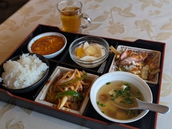 久しぶりに中華...