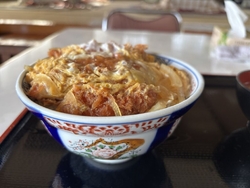 カツ丼が食べた...