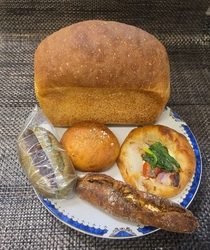 栃ナビでパンが...