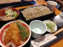 久しぶりに蕎麦...