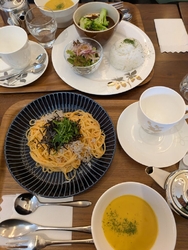 ランチを食べに...