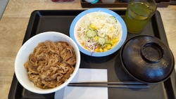サクッと食事を...