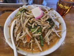 お昼にフタツメ...