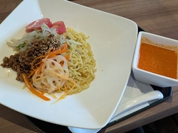 ランチを食べに...