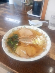 【ラーメン】ス...