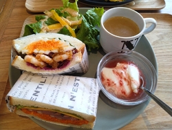 サンドイッチの...