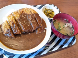 平日はランチ営...