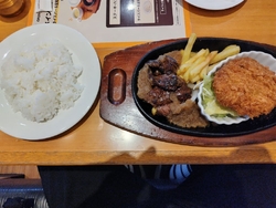 この日も平日ラ...