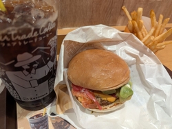 ロッテリアから...