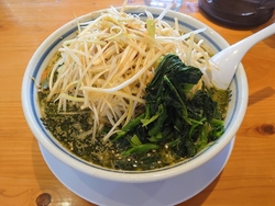 お昼の混雑を抜...