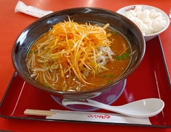 くるまやラーメ...