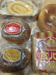自宅用にパンを...