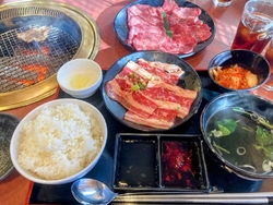 ファミリーカル...