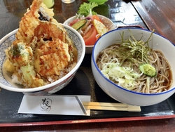 天丼、サラダ、...