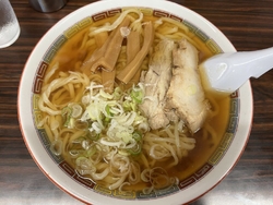 佐野ラーメンを...