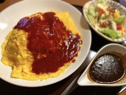 お昼にデカ盛り...