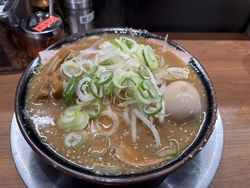 ラーメンギタギ...