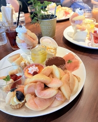 桃プレート食べ...