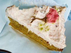 サロンに行く途...