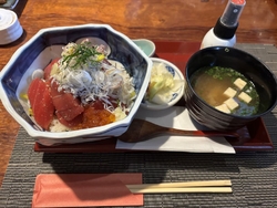 ランチをしに行...