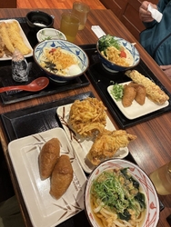 家族3人で夜1...