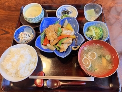 土曜日のお昼ご...