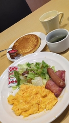 モーニングに行...