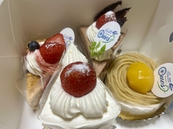 こちらのケーキ...