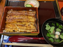 家族そろっての...