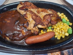 息子とランチに...