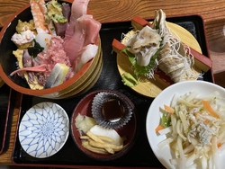 定休日ですが祭...