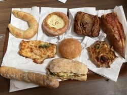 休日のお昼を買...