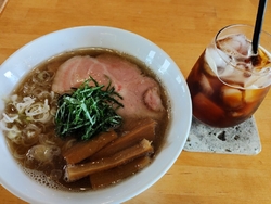 通りすがりに、...